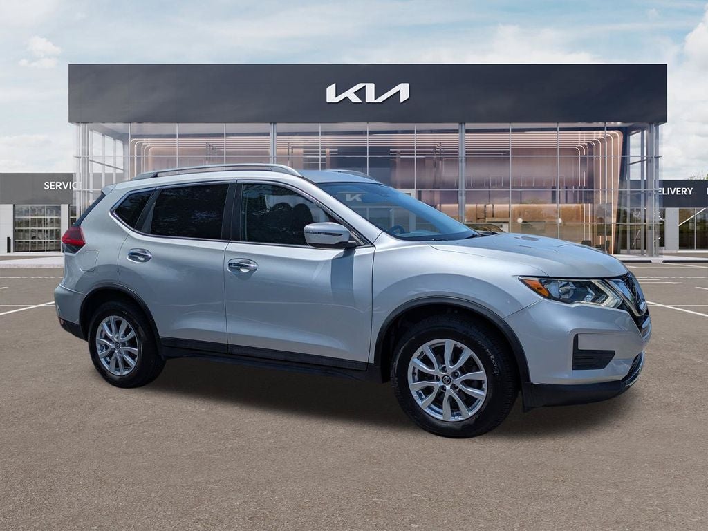 2019 Nissan Rogue SV in Brilliant Silver Metallic — front three-quarter view