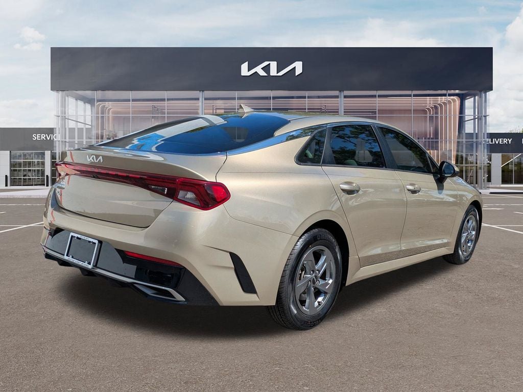 2022 Kia K5 — interior view