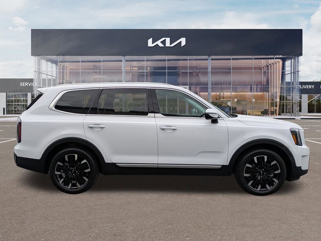 2023 Kia Telluride — rear three-quarter view