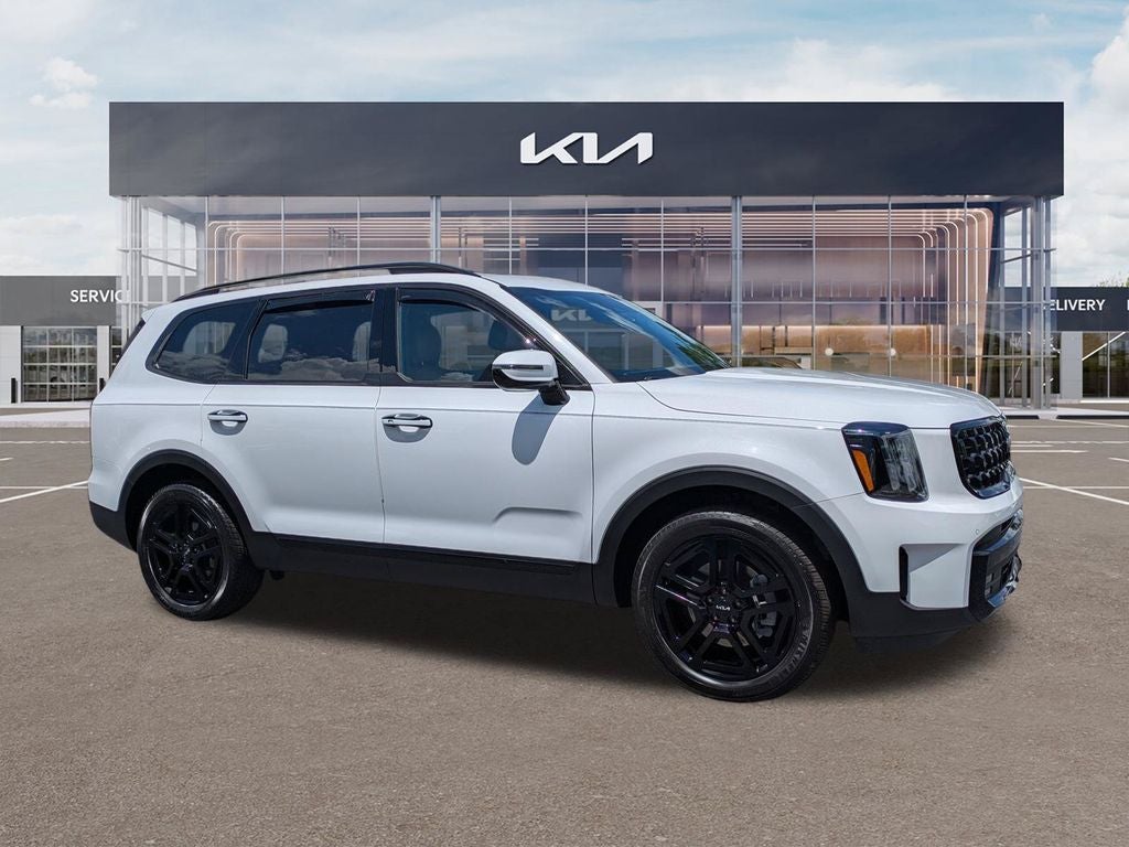 2024 Kia Telluride SX X-Line in Glacial White Pearl — front three-quarter view