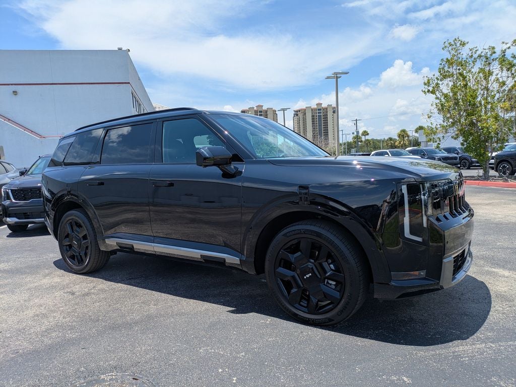 2027 Kia Telluride SX-Prestige in Ebony Black — front three-quarter view