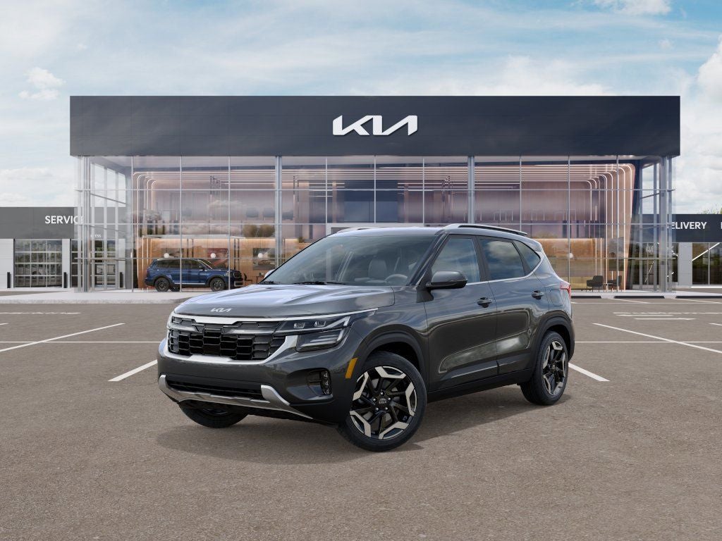 2026 Kia Seltos SX in Gravity Gray — front three-quarter view