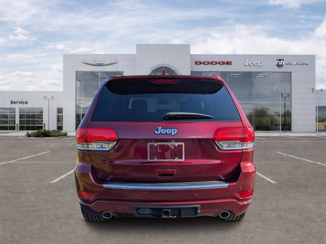 2019 Jeep Grand Cherokee — interior view