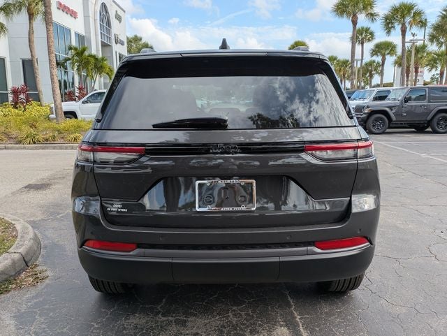 2026 Jeep Grand Cherokee — detail view
