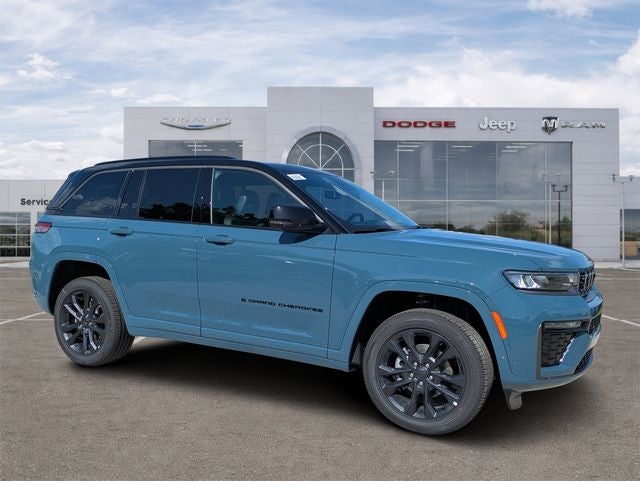2026 Jeep Grand Cherokee GRAND CHEROKEE LIMITED RESERVE 4X4 in Steel Blue Exterior Paint — front three-quarter view