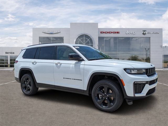 2026 Jeep Grand Cherokee GRAND CHEROKEE L LIMITED 4X2 in Bright White Clear-Coat Exterior Paint — front three-quarter view