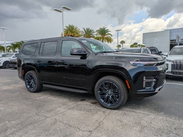2026 Jeep Grand Wagoneer GRAND WAGONEER 85TH ANNIVERSARY EDITION 4X4 in High Gloss Black Exterior Paint — front three-quarter view