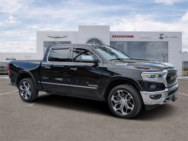 2022 RAM 1500 Limited Crew Cab 4x2 5'7' Box in Diamond Black Crystal Pearlcoat — front three-quarter view
