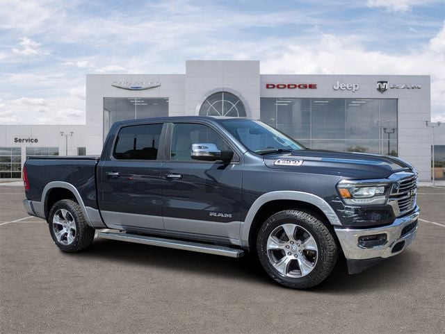 2019 RAM 1500 Laramie Crew Cab 4x2 5'7' Box in Maximum Steel Metallic Clearcoat — front three-quarter view