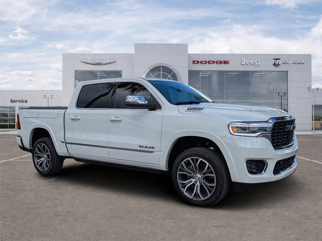 2026 RAM Ram 1500 RAM 1500 TUNGSTEN CREW CAB 4X4 in Ivory White Tri-Coat Pearl-Coat Exterior Paint — front three-quarter view