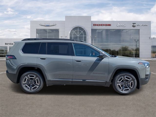 2026 Jeep Cherokee — side profile view