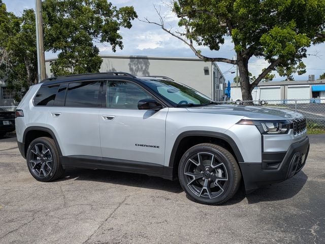 2026 Jeep Cherokee CHEROKEE OVERLAND 4X4 in Silver Zynith Clear-Coat Exterior Paint — front three-quarter view