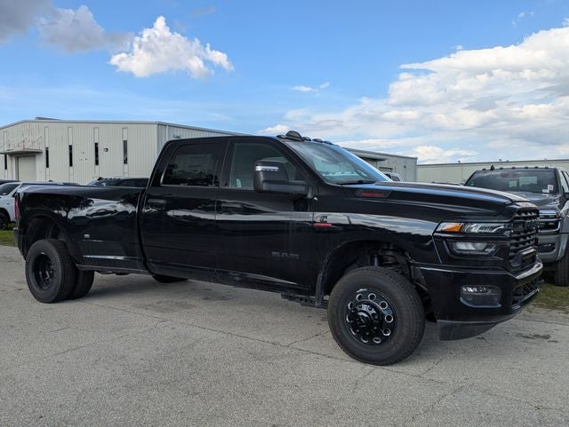 2026 RAM Ram 3500 RAM 3500 BIG HORN CREW CAB 4X4 8' BOX in Diamond Black Crystal Pearl-Coat Exterior Paint — front three-quarter view